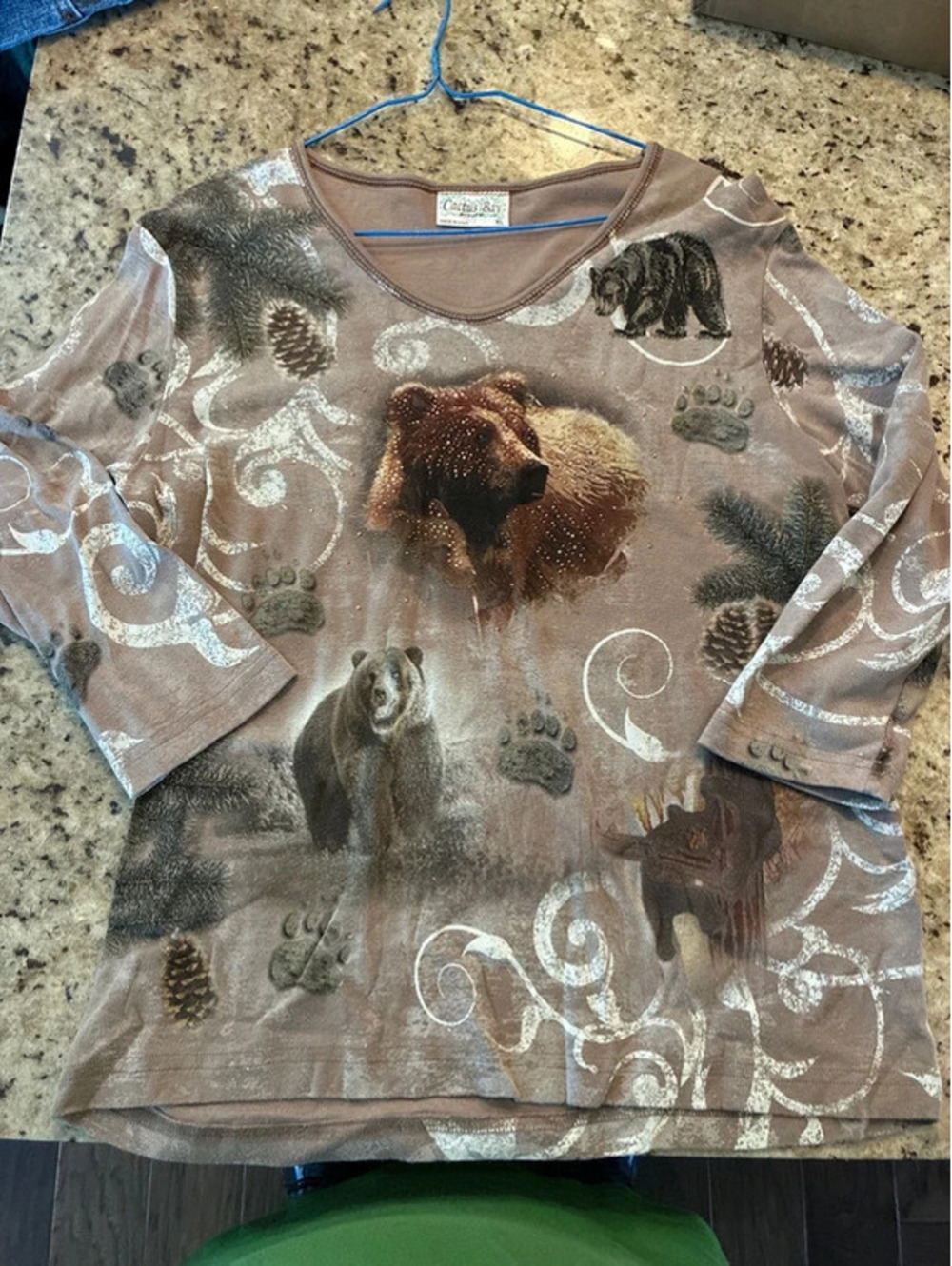 Cactus Bay Women's XL Brown Bear Print Long Sleeve Top with Rhinestones